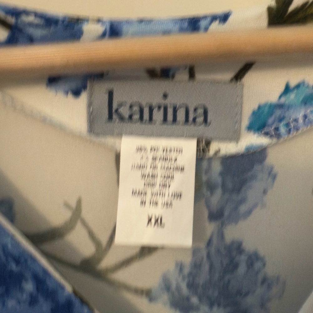 Floral Blue and White Karina Dress - Picture 2 of 4